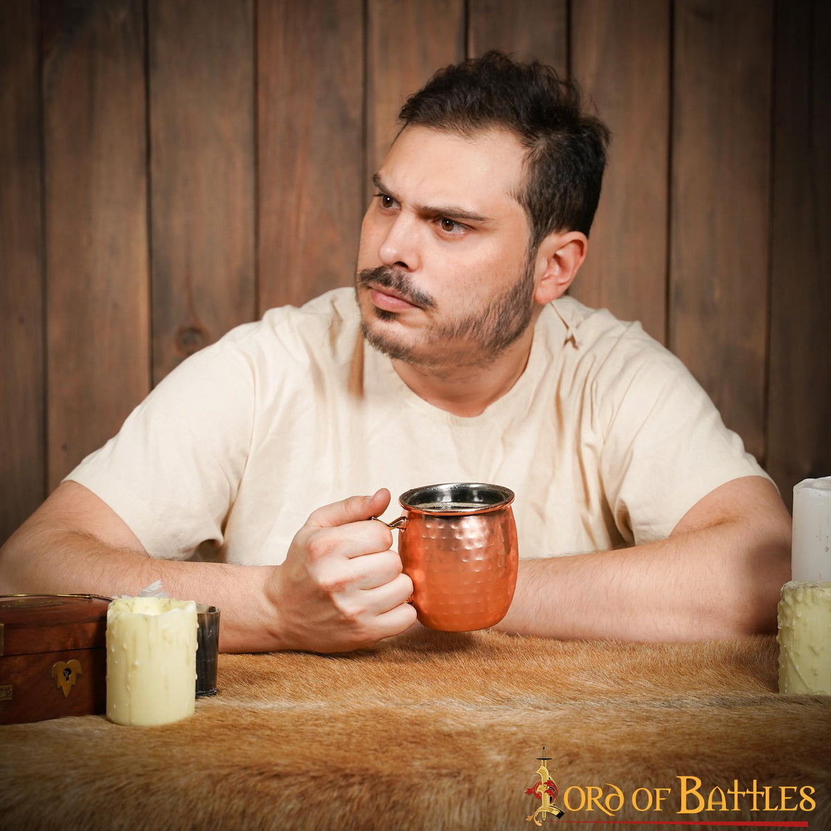 Taza medieval para beber de acero chapado en cobre