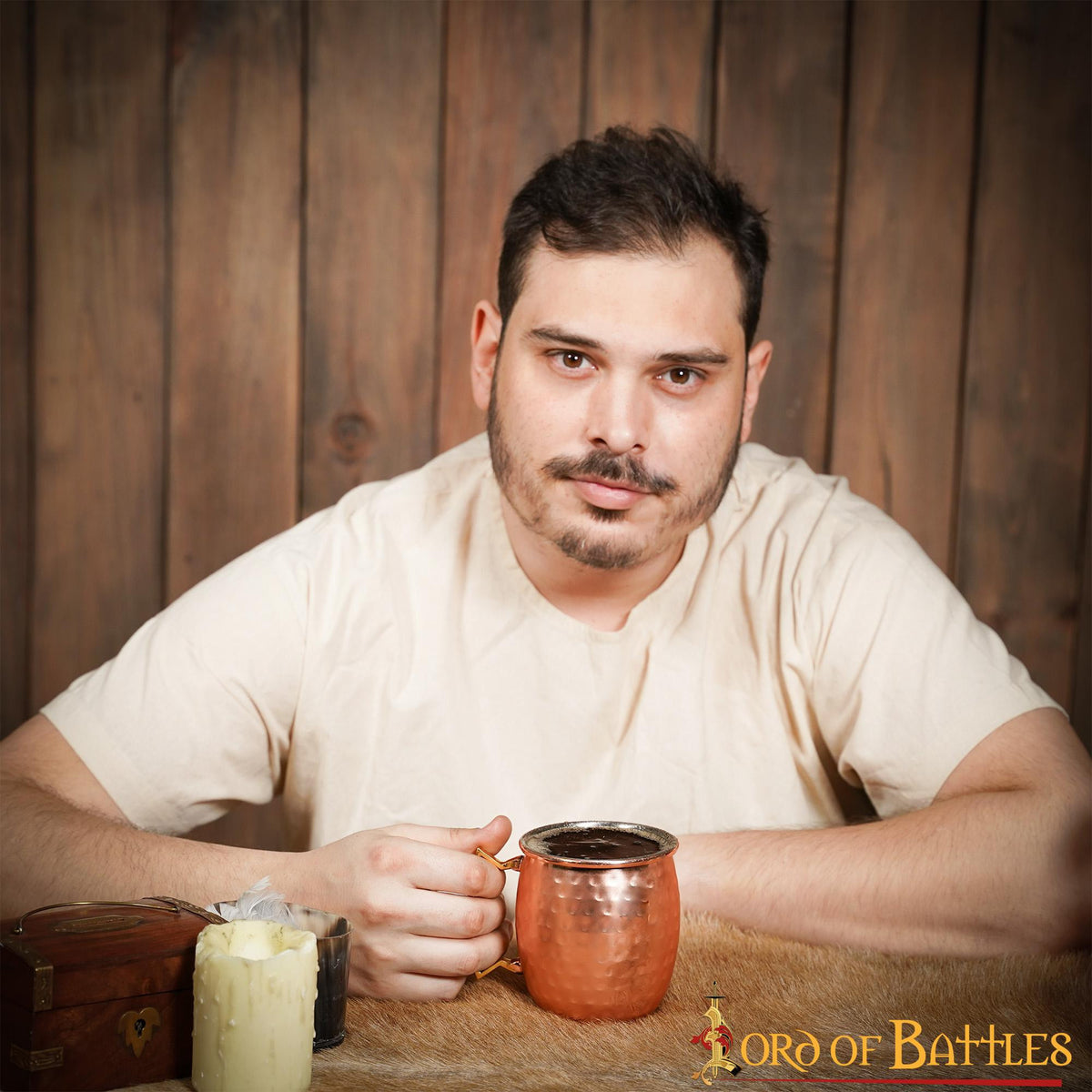 Taza medieval para beber de acero chapado en cobre