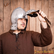 Bacinete Battle-Ready con visera, finales Edad Media