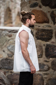 Camisa medieval blanca sin mangas