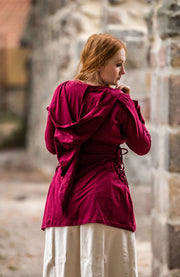 Blusa medieval Lea Roja con capucha
