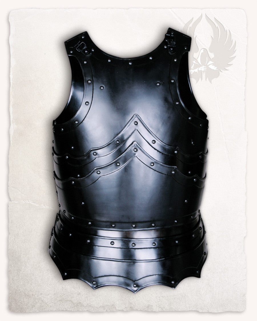 Coraza medieval modelo Balthasar, acabado ennegrecido