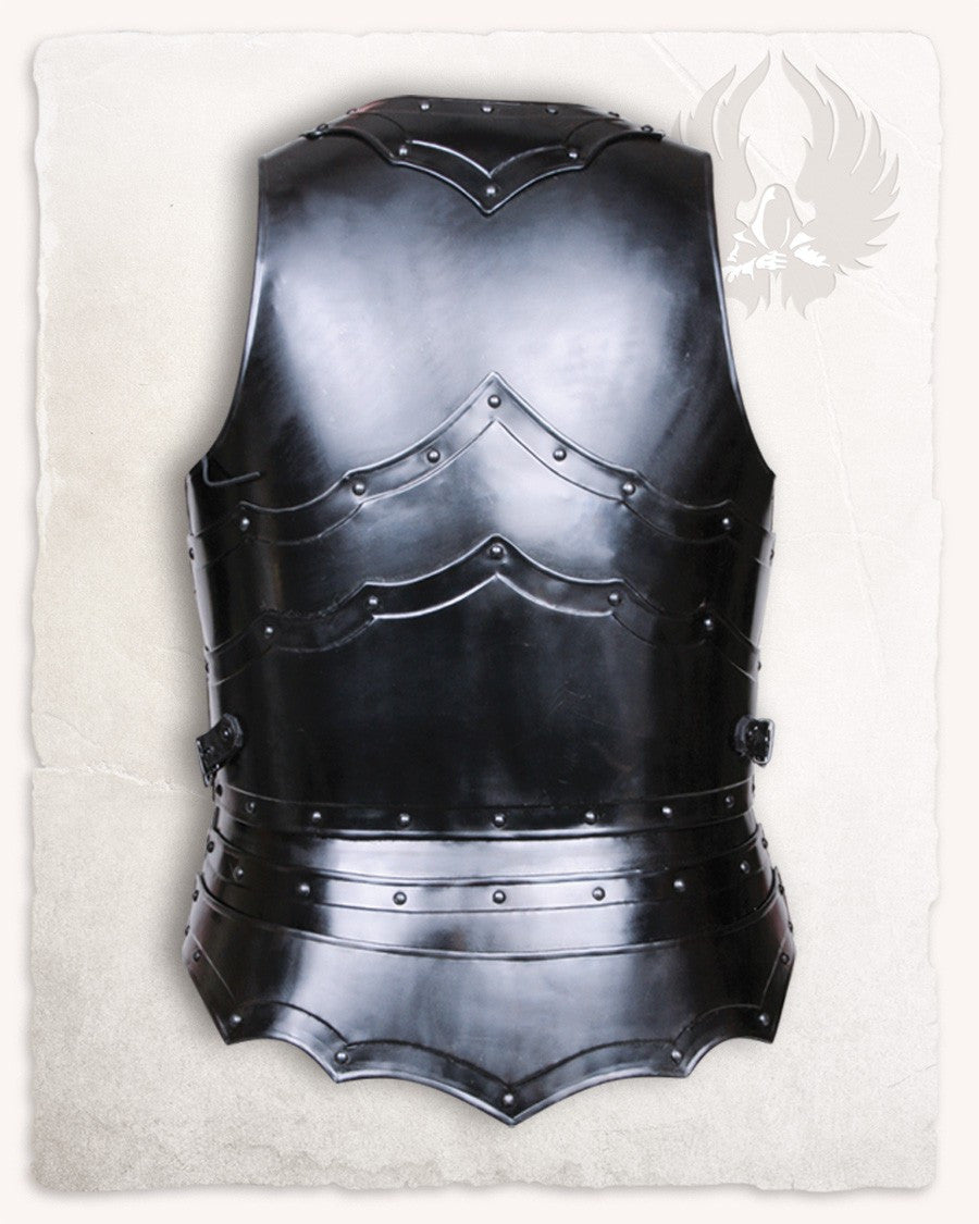 Coraza medieval modelo Balthasar, acabado ennegrecido