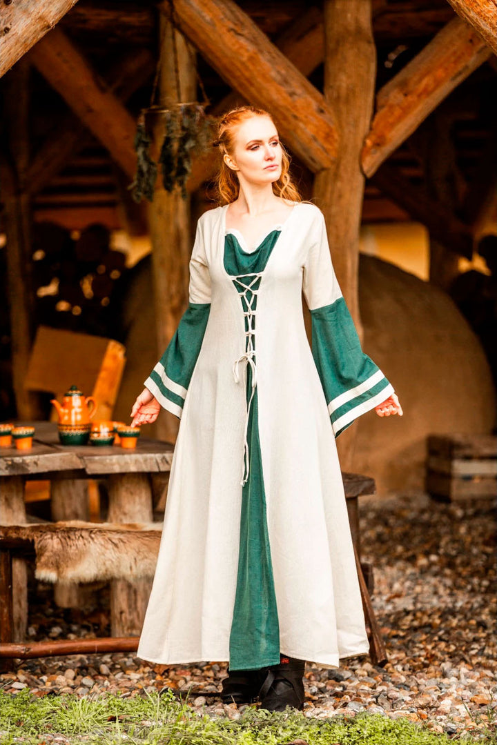 Vestido medieval modelo Dorothea, color natural-verde