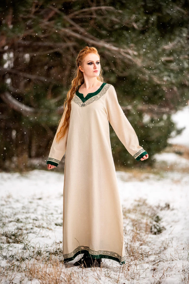 Vestido vikingo modelo Lagertha, natural-verde