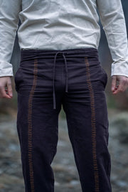 Pantalones medievales modelo Hermann, marrón oscuro