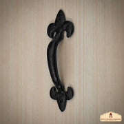 Tirador de puerta medieval flor de lis (17x4,7 cm.)