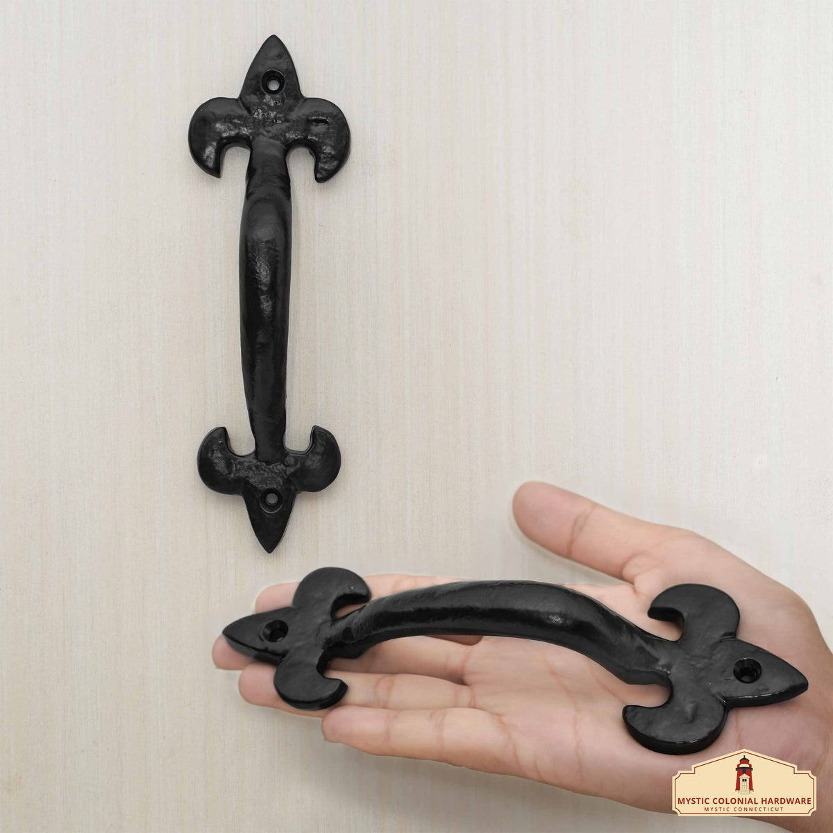 Tirador de puerta medieval flor de lis (17x4,7 cm.)