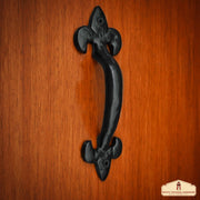 Tirador de puerta medieval flor de lis (17x4,7 cm.)
