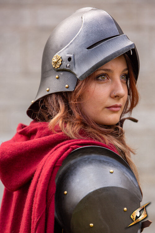 Casco Sallet medieval de mercenario modelo Renegade, acabado ennegrecido
