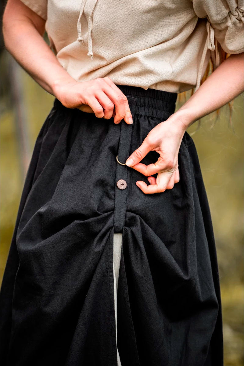 Falda medieval modelo Elise, negro-natural