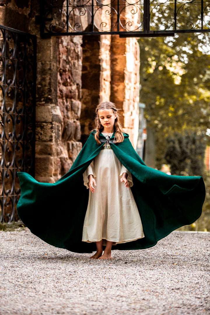 Capa medieval infantil larga modelo Agnes, color verde