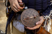 Cantimplora Explorer medieval en cuero