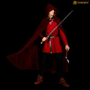 Capa medieval en lana con capucha y broche