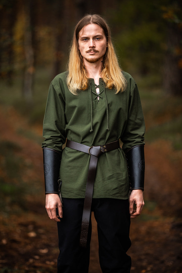 Camisa medieval hombre modelo Otto, verde