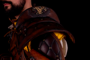 Hombrera guerrero Explorer marrón (1 unidad)
