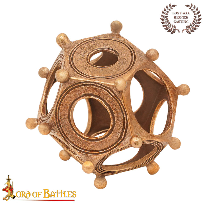 Dodecaedro romano en bronce fundido