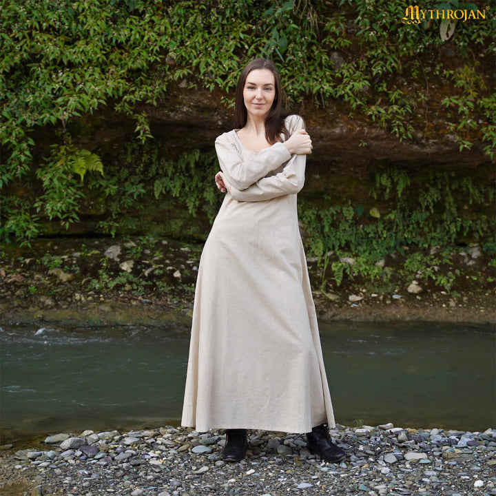 Vestido medieval cuello redondo modelo Astrid, blanco natural