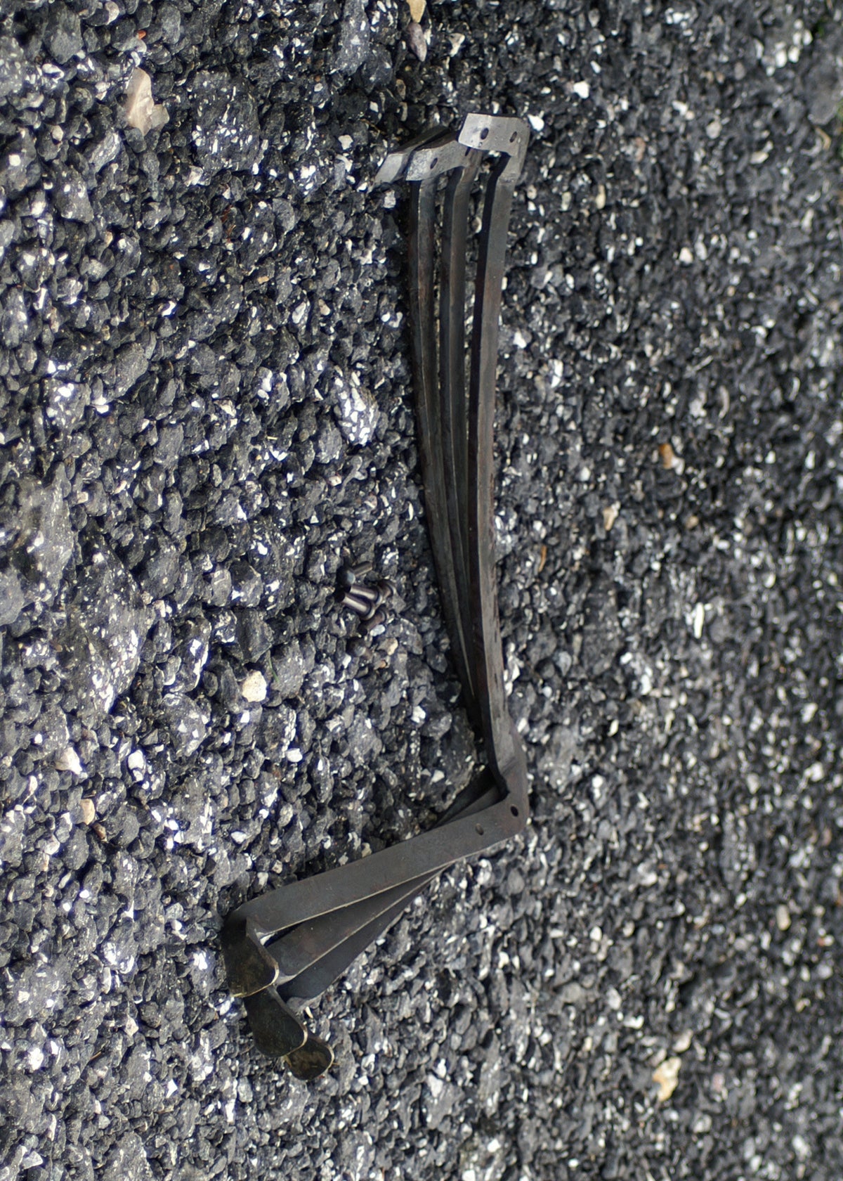 Soporte medieval forjado a mano para brasero