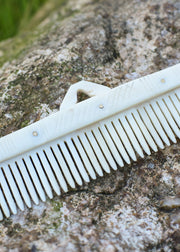 Peine vikingo hecho de hueso (15 cm.)