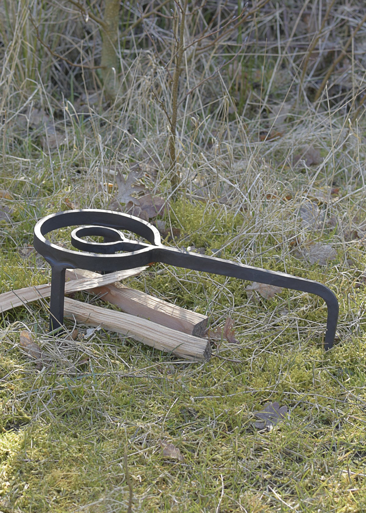 Soporte de cocina medieval, trípode forjado a mano