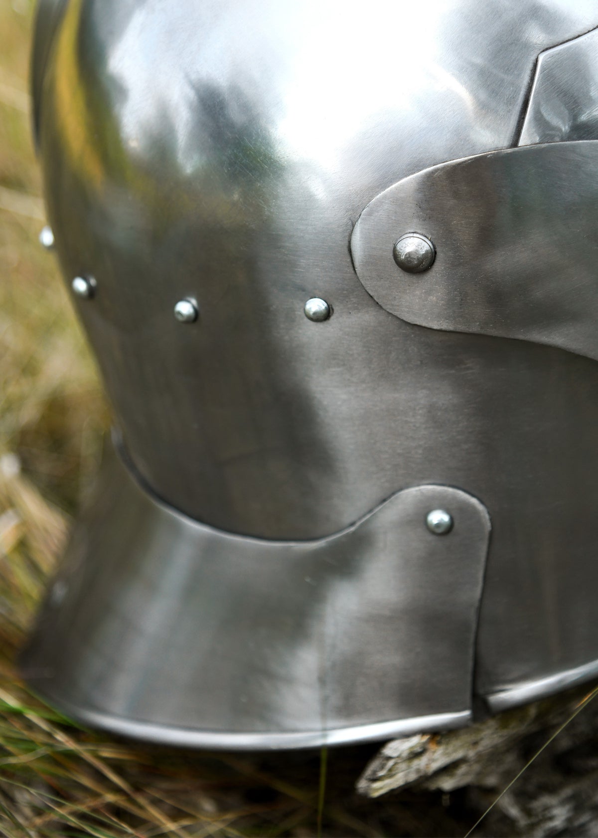 Celada medieval con visera, año 1490