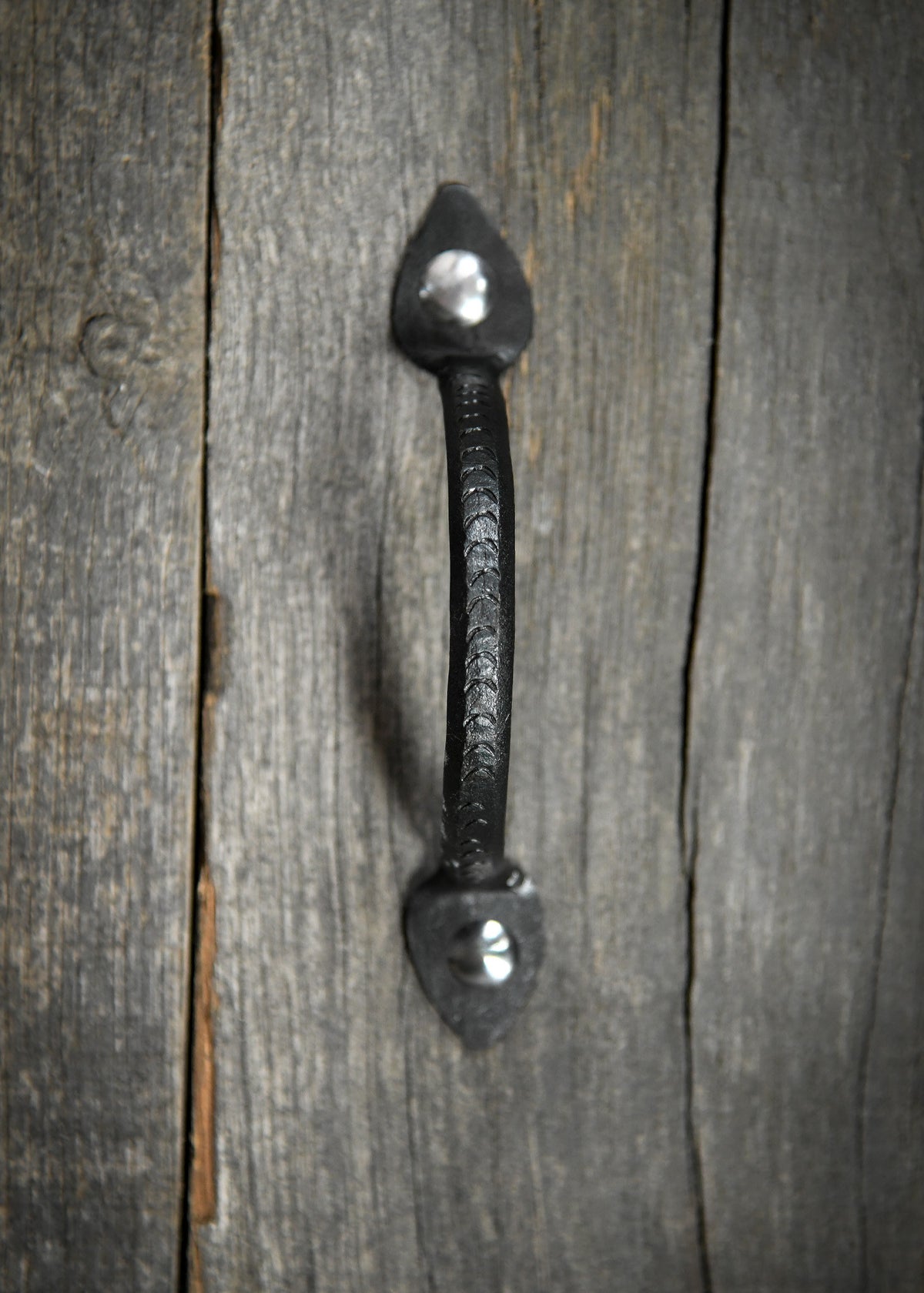Mango de acero forjado a mano (13 cm.)